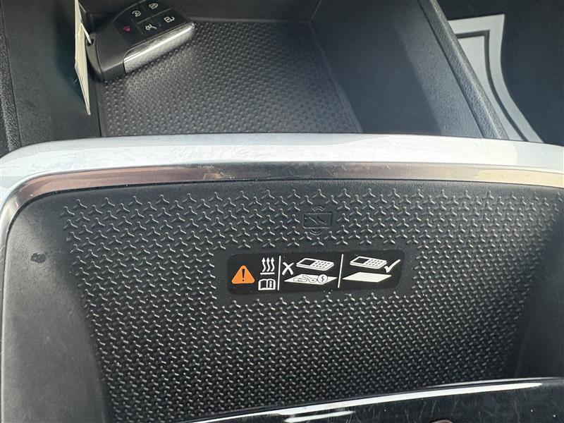 used 2025 Chevrolet Equinox car, priced at $29,999