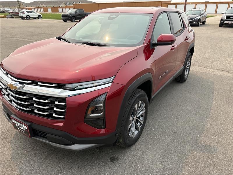 new 2026 Chevrolet Equinox car, priced at $32,590