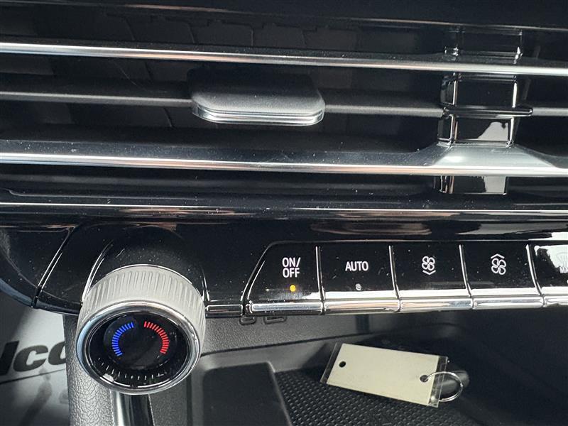 new 2026 Chevrolet Traverse car, priced at $47,020