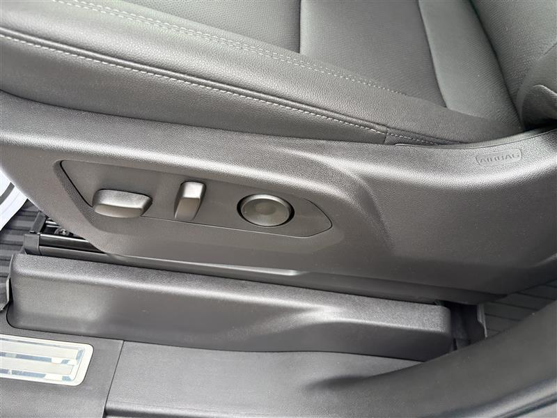 new 2025 Chevrolet Silverado 1500 car, priced at $62,585