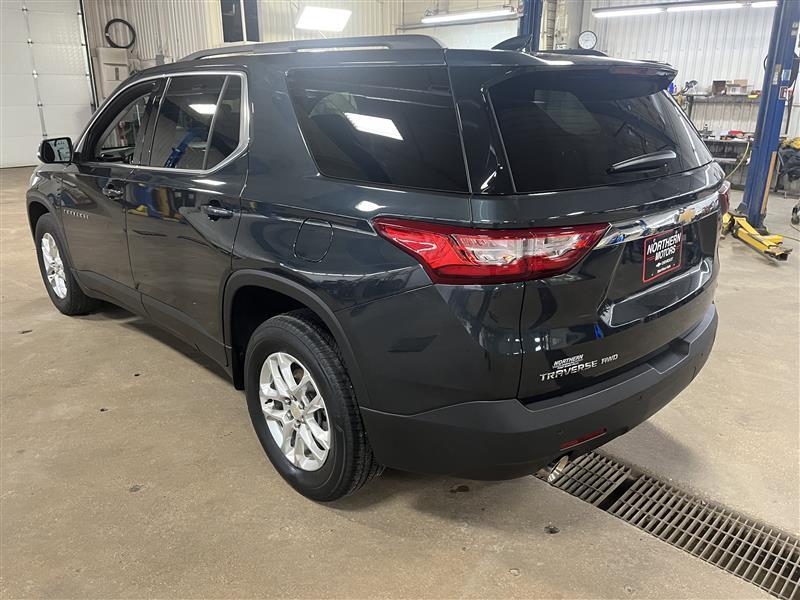 used 2021 Chevrolet Traverse car, priced at $32,500