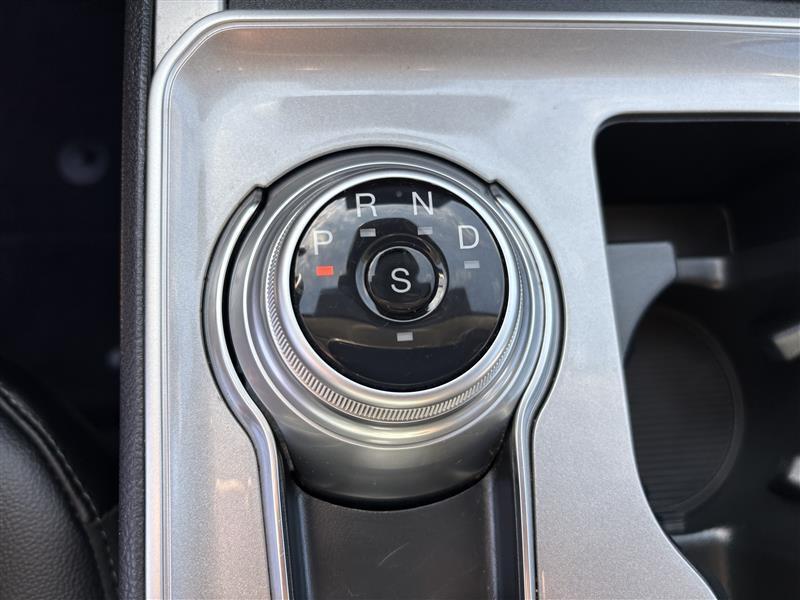 used 2023 Ford Edge car, priced at $27,900