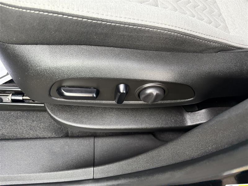 used 2023 Chevrolet Equinox car, priced at $22,500