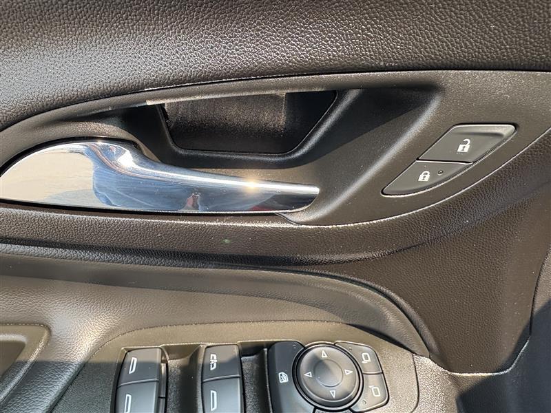 used 2024 Chevrolet Equinox car, priced at $26,500