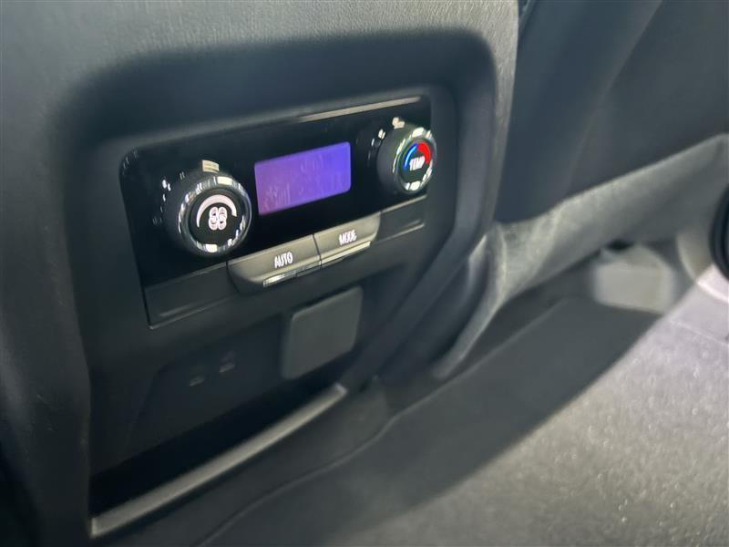 new 2026 Chevrolet Traverse car, priced at $55,010