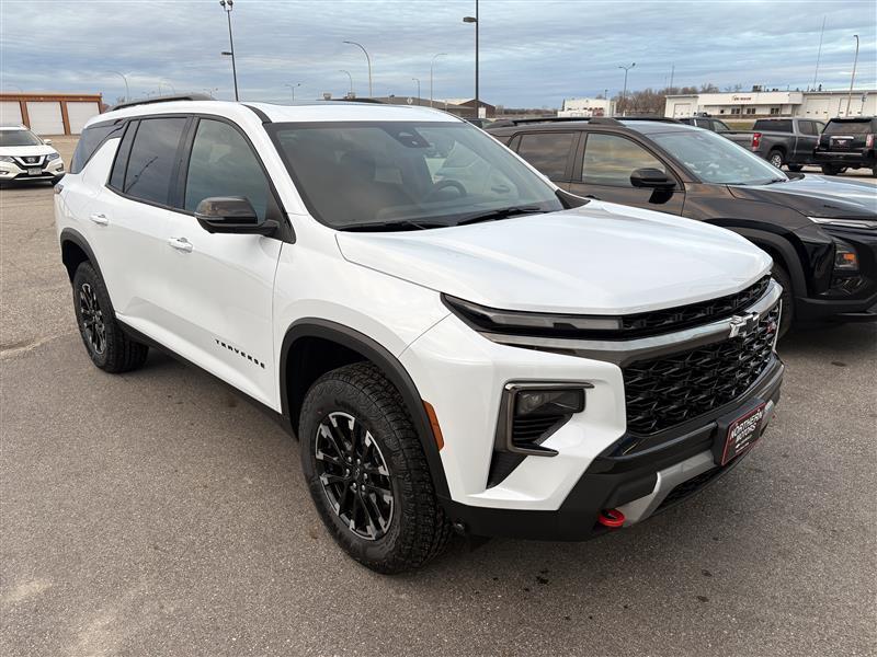 new 2026 Chevrolet Traverse car, priced at $55,010