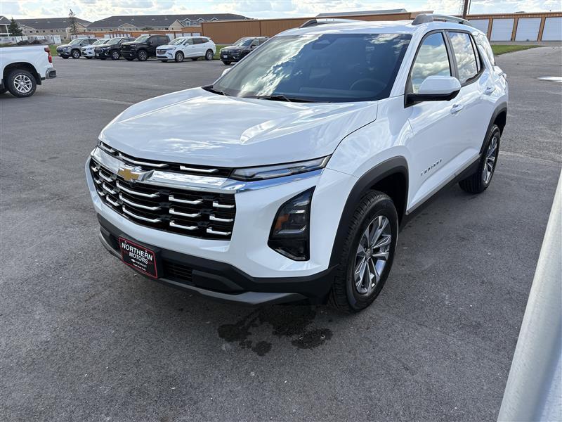 new 2025 Chevrolet Equinox car, priced at $34,500