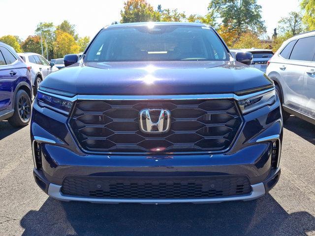 new 2025 Honda Pilot car, priced at $50,995