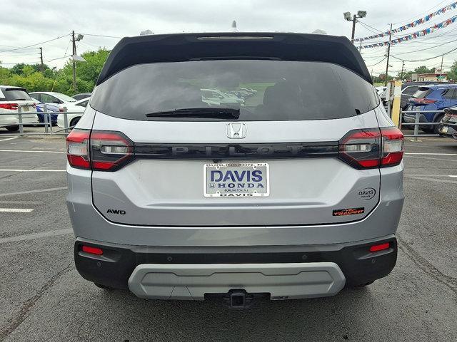 used 2025 Honda Pilot car, priced at $45,909