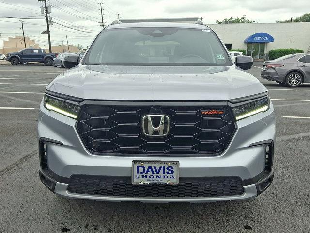 used 2025 Honda Pilot car, priced at $45,909
