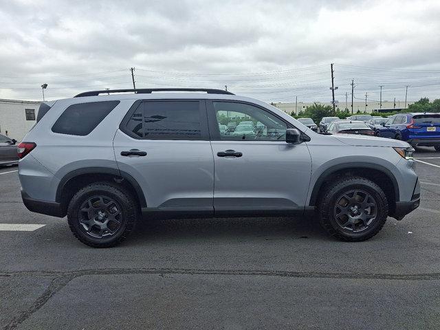 used 2025 Honda Pilot car, priced at $45,909