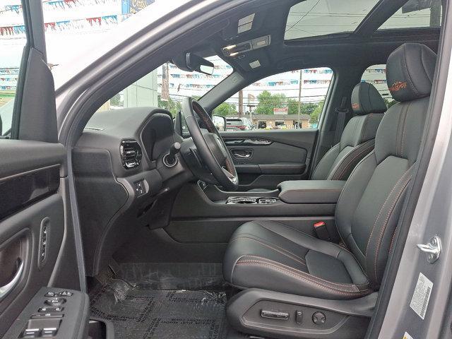 used 2025 Honda Pilot car, priced at $45,909