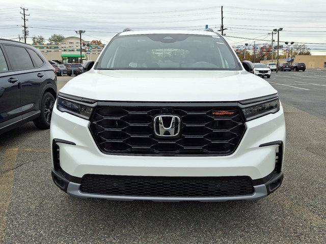 new 2025 Honda Pilot car, priced at $51,350