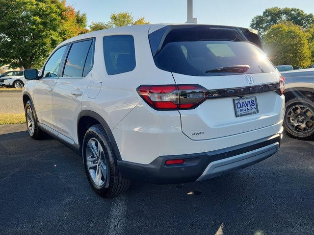 new 2025 Honda Pilot car, priced at $47,450