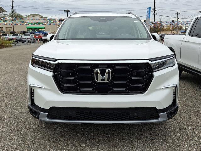 new 2025 Honda Pilot car, priced at $53,450
