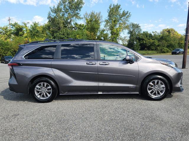 used 2021 Toyota Sienna car, priced at $39,046