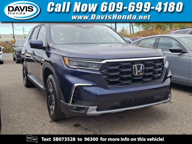 new 2025 Honda Pilot car, priced at $48,895