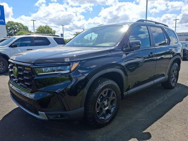 new 2025 Honda Pilot car, priced at $50,850