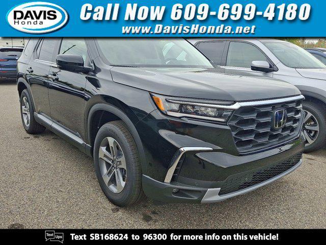 new 2025 Honda Pilot car, priced at $47,095