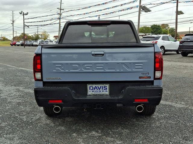 used 2025 Honda Ridgeline car, priced at $42,999