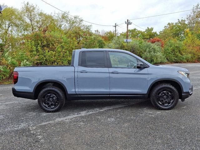 used 2025 Honda Ridgeline car, priced at $42,999