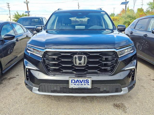 new 2025 Honda Pilot car, priced at $56,295