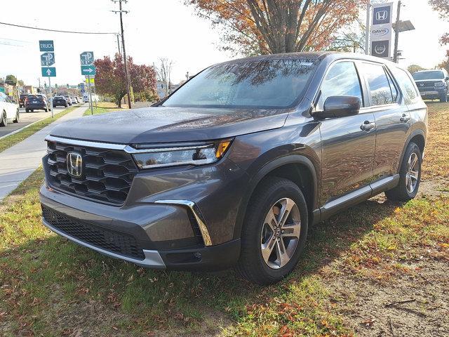 new 2025 Honda Pilot car, priced at $47,095