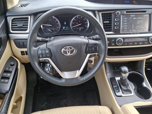 used 2016 Toyota Highlander car, priced at $20,864