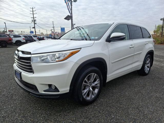 used 2016 Toyota Highlander car, priced at $20,864