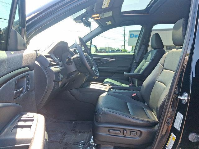 used 2022 Honda Passport car, priced at $32,444
