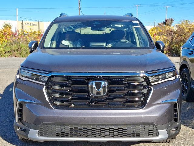 new 2025 Honda Pilot car, priced at $54,475