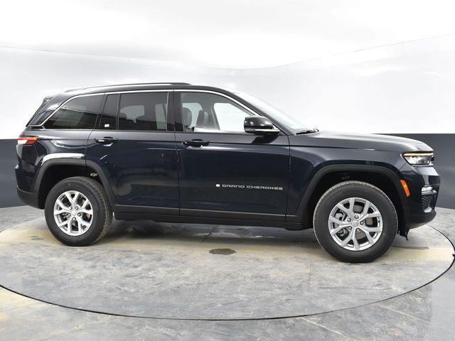 used 2024 Jeep Grand Cherokee car, priced at $43,150