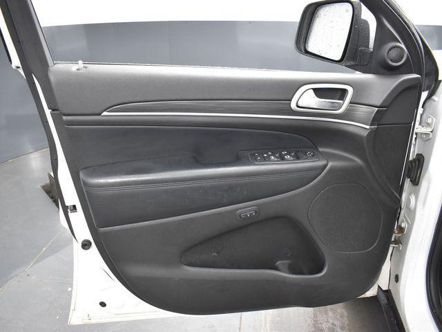 used 2021 Jeep Grand Cherokee car, priced at $19,995