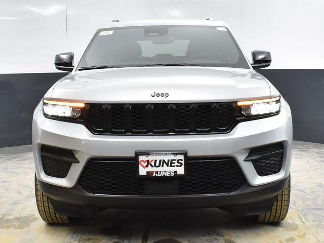 used 2024 Jeep Grand Cherokee car, priced at $38,995
