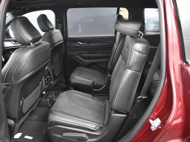 new 2025 Jeep Grand Cherokee L car, priced at $43,625