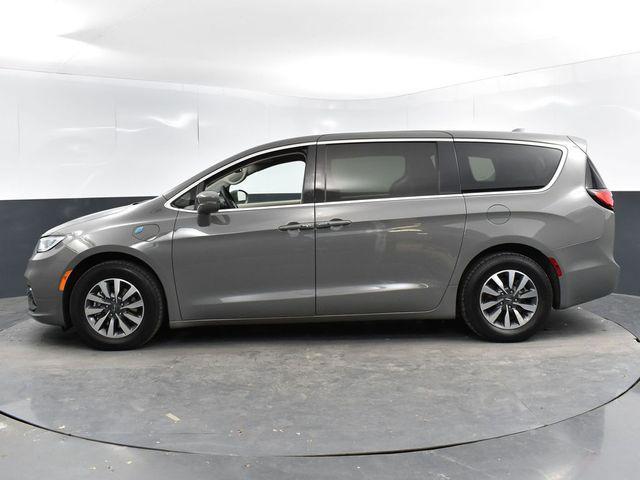 used 2022 Chrysler Pacifica Hybrid car, priced at $22,900