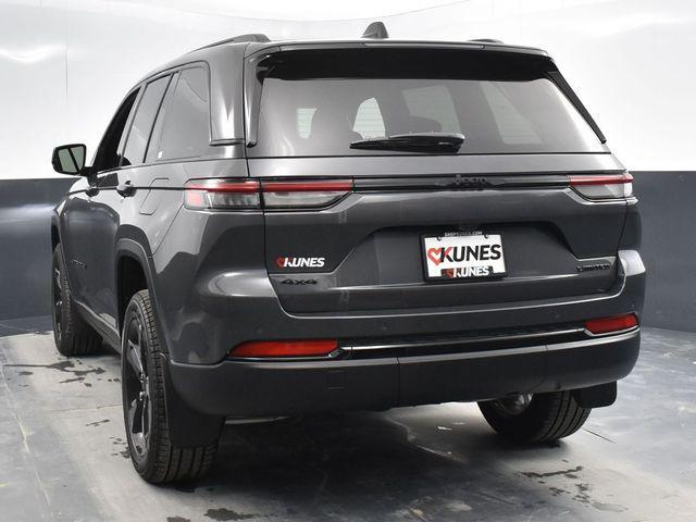 new 2024 Jeep Grand Cherokee car, priced at $45,525