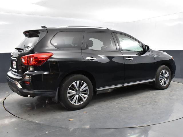 used 2020 Nissan Pathfinder car, priced at $19,424