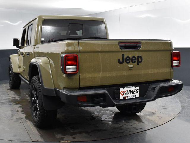 new 2025 Jeep Gladiator car, priced at $42,854