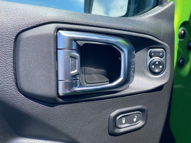 new 2025 Jeep Wrangler car, priced at $46,508