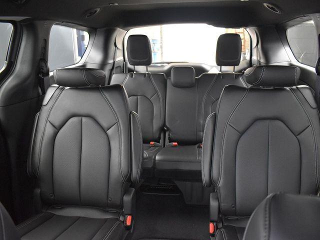 new 2025 Chrysler Pacifica car, priced at $41,100