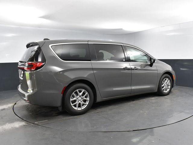 new 2025 Chrysler Pacifica car, priced at $41,100