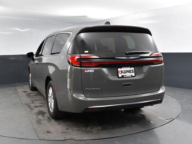 new 2025 Chrysler Pacifica car, priced at $41,100