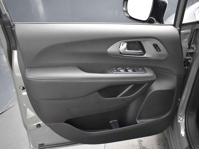 new 2025 Chrysler Pacifica car, priced at $41,100
