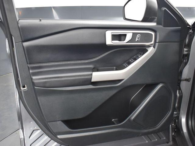 used 2024 Ford Explorer car, priced at $32,900