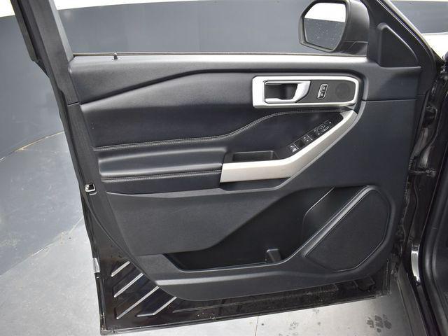 used 2022 Ford Explorer car, priced at $26,000
