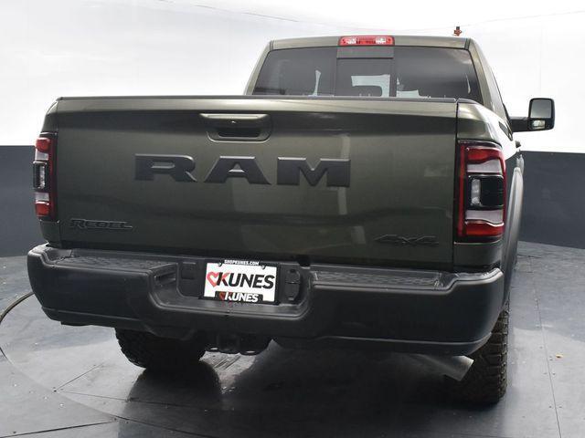 new 2024 Ram 2500 car, priced at $80,132