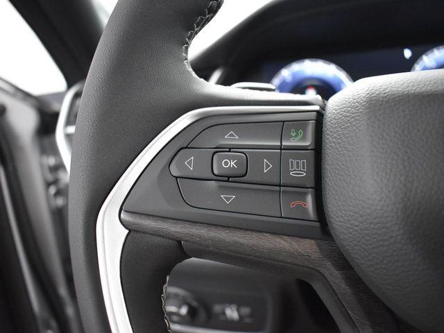 new 2025 Jeep Grand Cherokee car, priced at $41,611