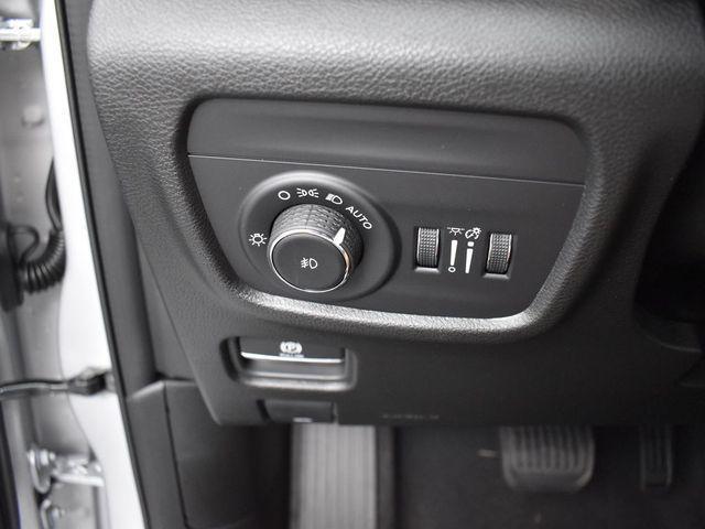 new 2025 Jeep Grand Cherokee car, priced at $41,611