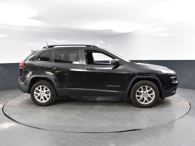 used 2016 Jeep Cherokee car, priced at $12,800